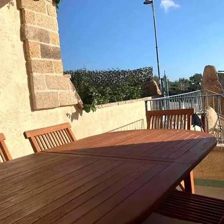 Nyaraló Wind Rose -group House Near The Sea Olbia